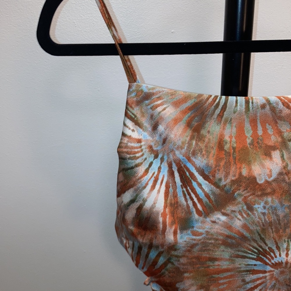 Tie dye bandanna top! I ACCEPT OFFERS!😍 - Picture 4 of 9